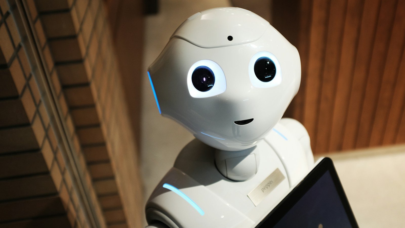 Friendly humanoid robot representing artificial intelligence in everyday life